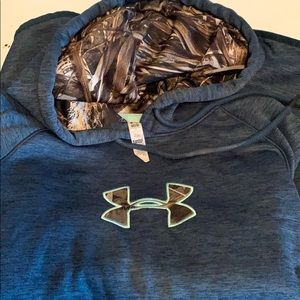 under armour hoodie size medium